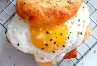 Keto Power Breakfast Sandwich