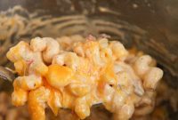 Instant Pot Creamy Queso Mac