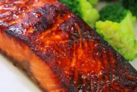 Honey Sriracha Glazed Air Fryer Salmon