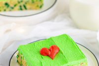 Heart-Growing Grinch Cookie Bars