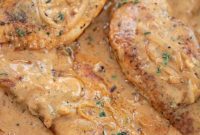 Creamy Pan Smothered Chicken