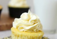 Guilt-Free Vanilla Cloud Cupcakes