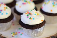 Decadent Chocolate Cream Cheese Cupcakes