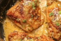 Dreamy Creamed Chicken Thighs